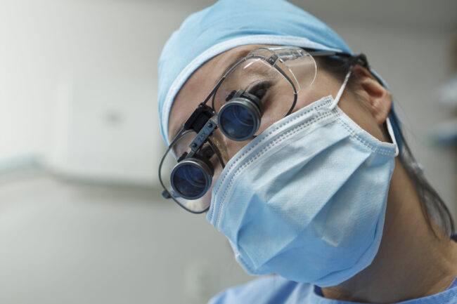 iStock_000018476604_womansurgery