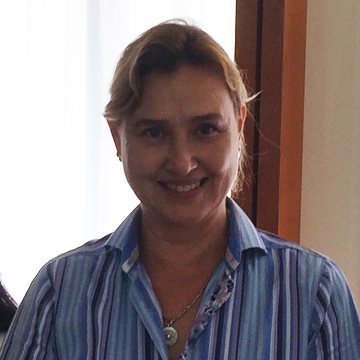 Paula Cabral