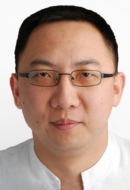 Ruoyu Zhang