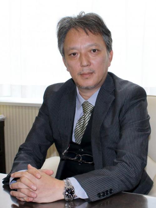 Yoshihiro Suematsu